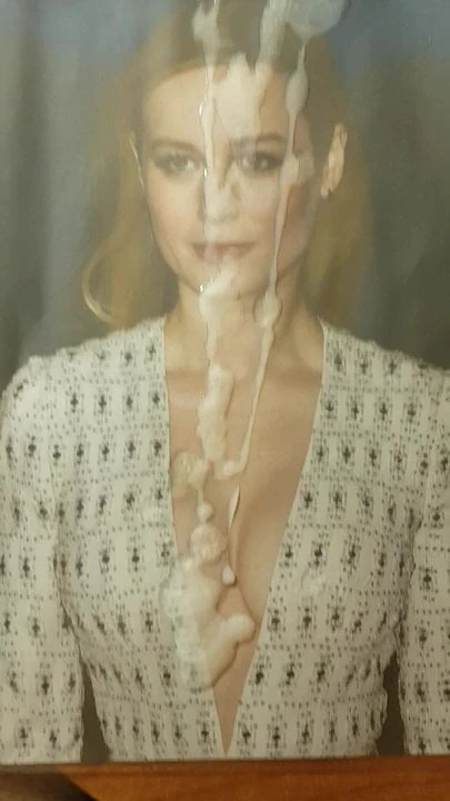 Brie Larson CumTribute