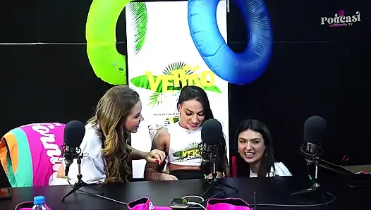Pagode da ofensa - ep. summer california: agnes, clara wellen ve monique bertolini