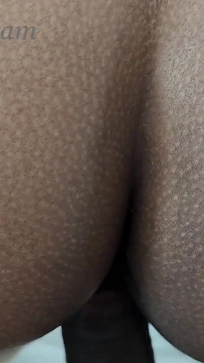 Mallu Muslim Aunty and Neighbour Head down blowjob and Doggy play | Clip 1