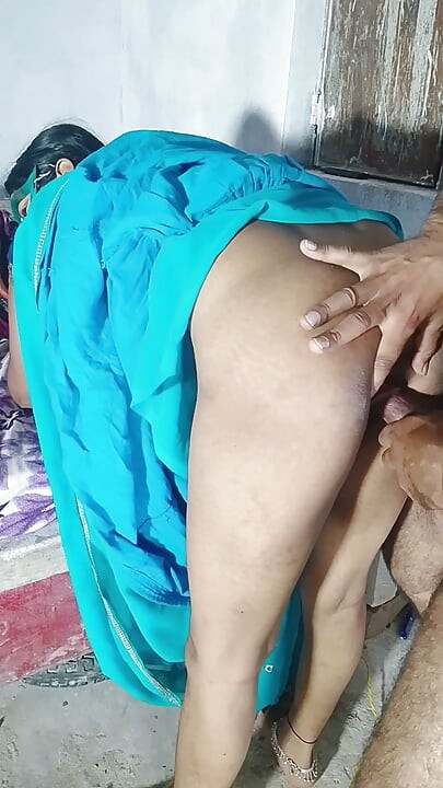 Bhabhi Ki Bur Chudai Standing Down Hindi Audio