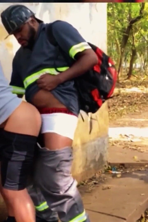 Fucking in the Park and Cumming in His Mouth