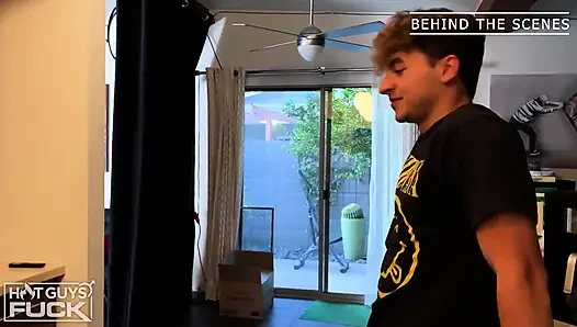 Baddie bertato ngentot pulang klub