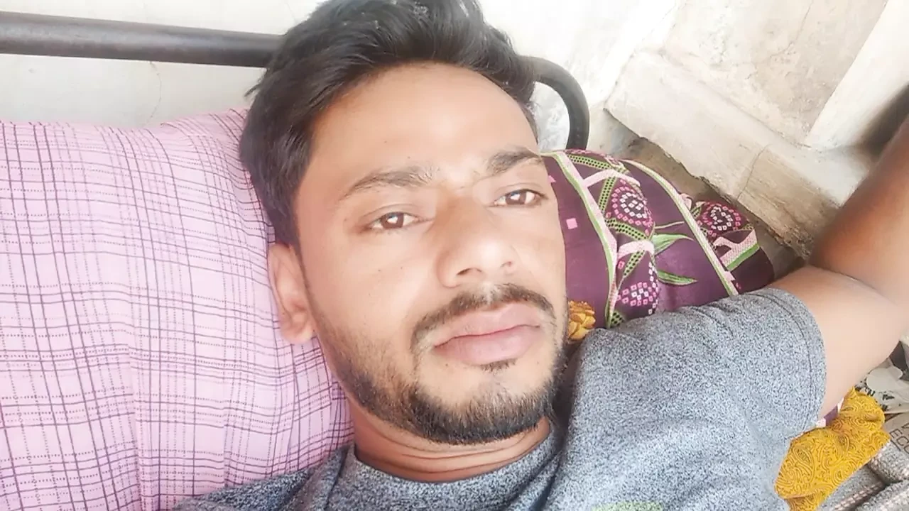 It’s hot, please watch the girls’ videos, like, subscribe, follow and all is fine, the heat has increased.