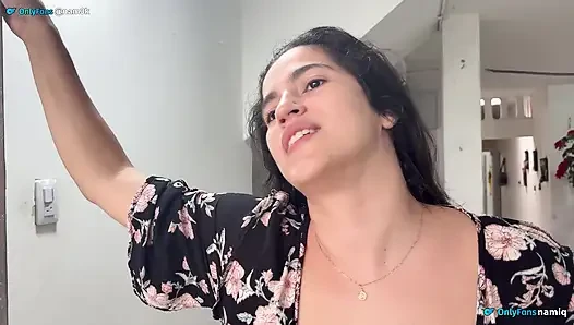 Nymphomaniac Bitch Asks for the Pipe to Be Unclogged.