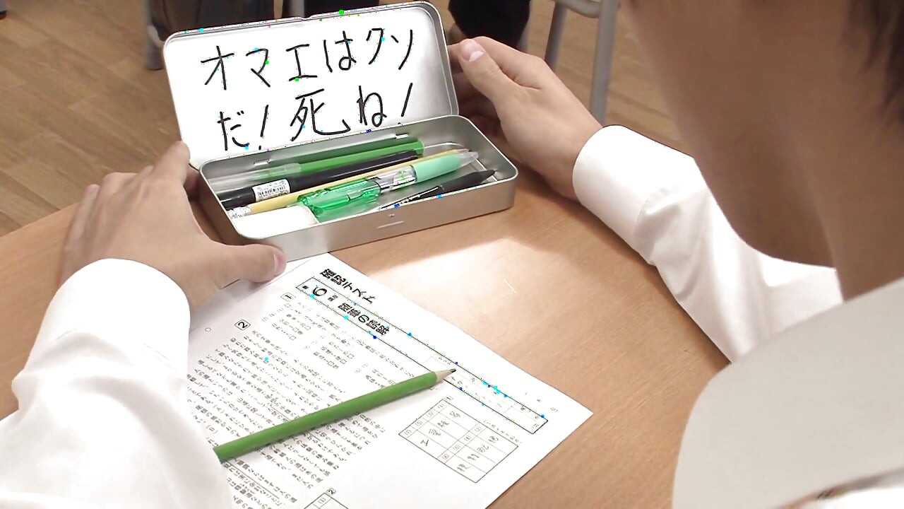 Babe moans as she gets fucked with a dildo then a huge cock