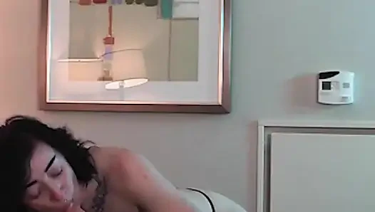 Super sexy zierliches tätowiertes teen lutscht schwanz - zusammenstellung 2