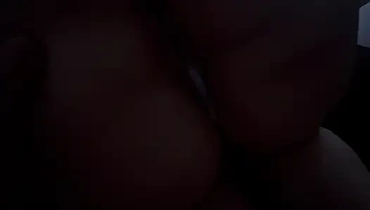 Папочка жестко наполняет сливками падчерицу в видео от первого лица, пока мамы нет дома - подборка раком