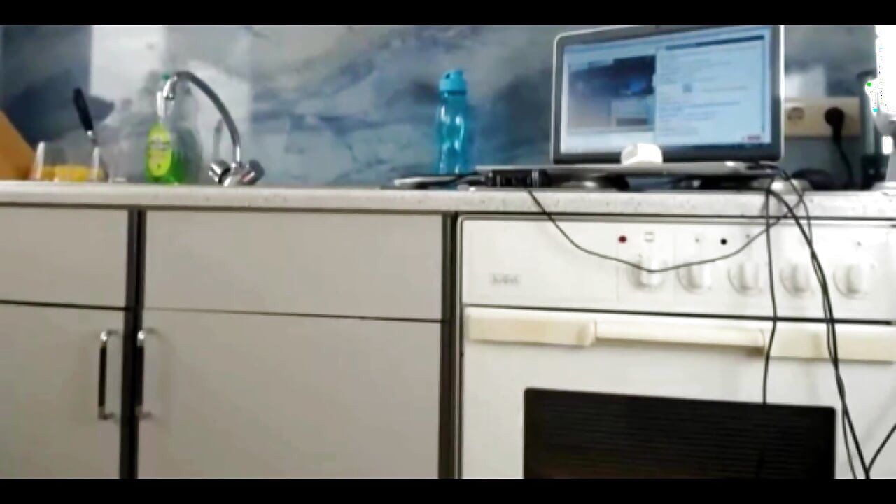 Sultry Kitchen Seduction: Watch Me Unveil My Big Booty in a G-string!