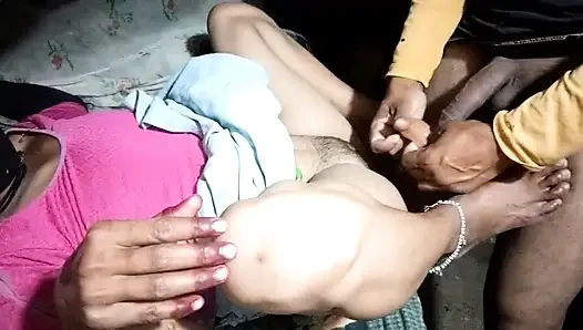 Desi gaon ki bhabhi ki jamkar chudai