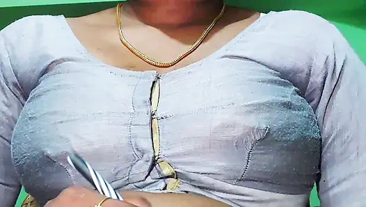 Most Beautiful Indian Actres Dipawali enjoying with boyfriend in the hotel