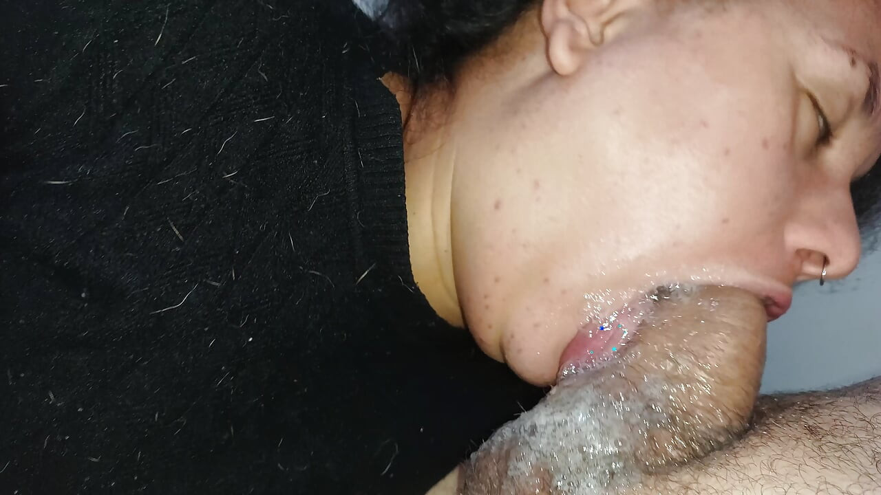 GOOD GIRL, SO NAUGHTY FUCKING HER THROAT ON THE STALK OF THE DESTROYED COCK