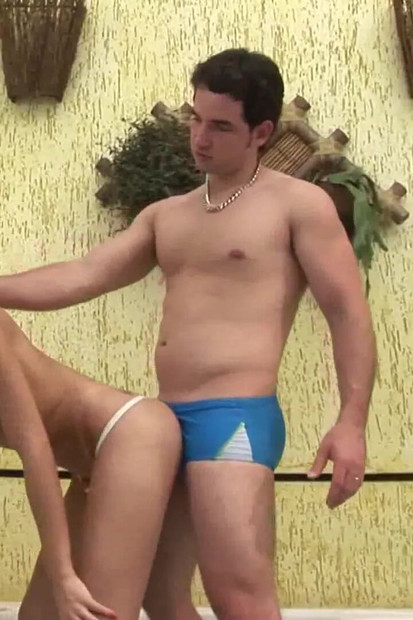 Transica puši kurac