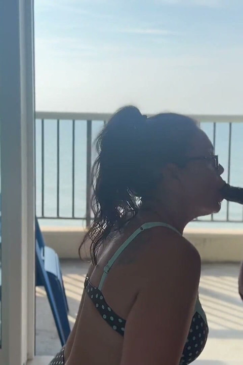Sloppiananyc Ocean View Throat
