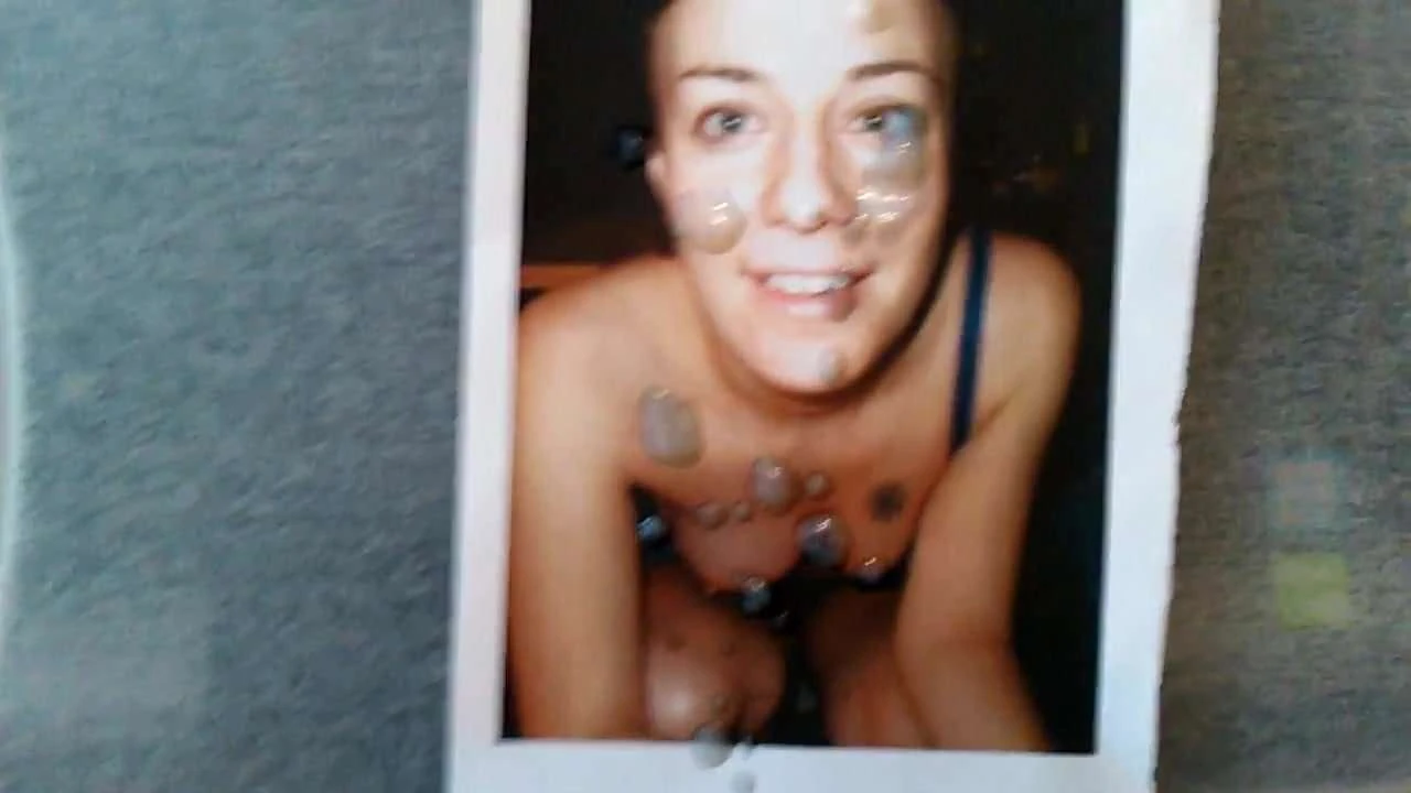 Cumtribute vì sorgey&#39;s nóng vợ