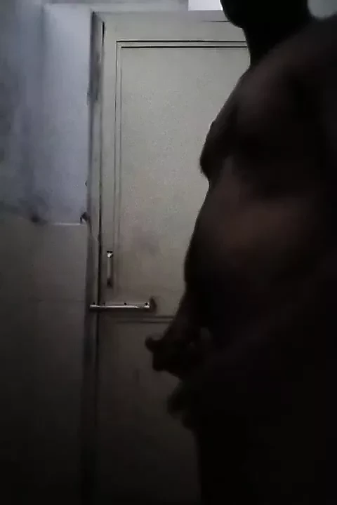 Masterbate bigg cock