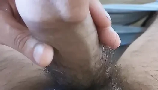 Ngentot cowok ini nggak ada habisnya untuk ngentot, cewek penurut ini nyepong kontol, dicrot di dalam, dan kulup