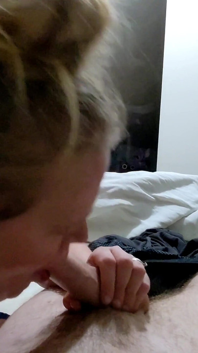 Thrilling moment from "Chubby MILF gives a blowjob before bed"