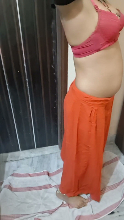 Bengali Bhabhi's Sexy Massage Video Cock Will Stand Up After Seeing You | Clip 1