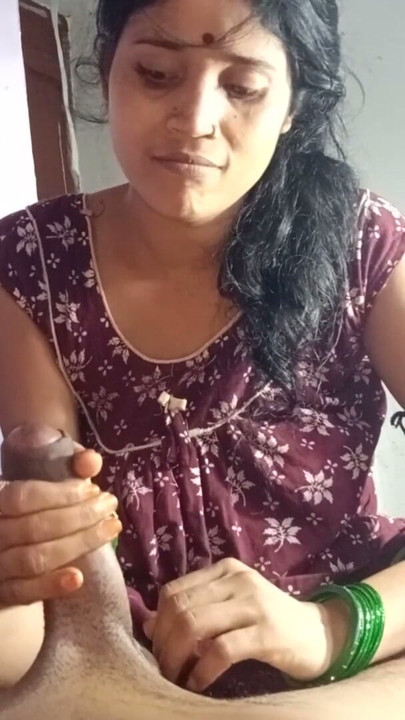 Rinki Bhabhi sucked her own dick and then inserted her dick in her pussy, Hindi story of great fucking | Clip 1