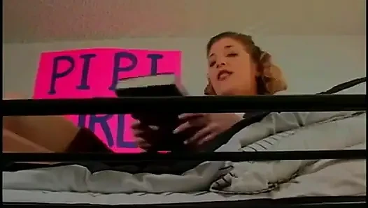 Two sweet butt chicks suck and fuck a gig hard dong in the bedroom