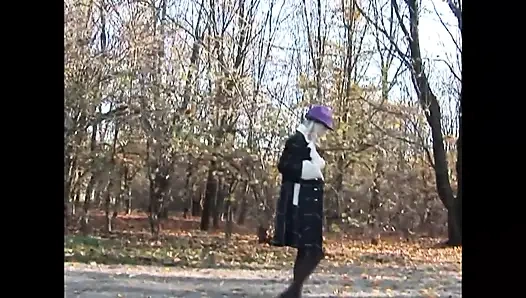 Домашнее порно с чудесной замужней милфой мастурбирует свою киску в любительском видео