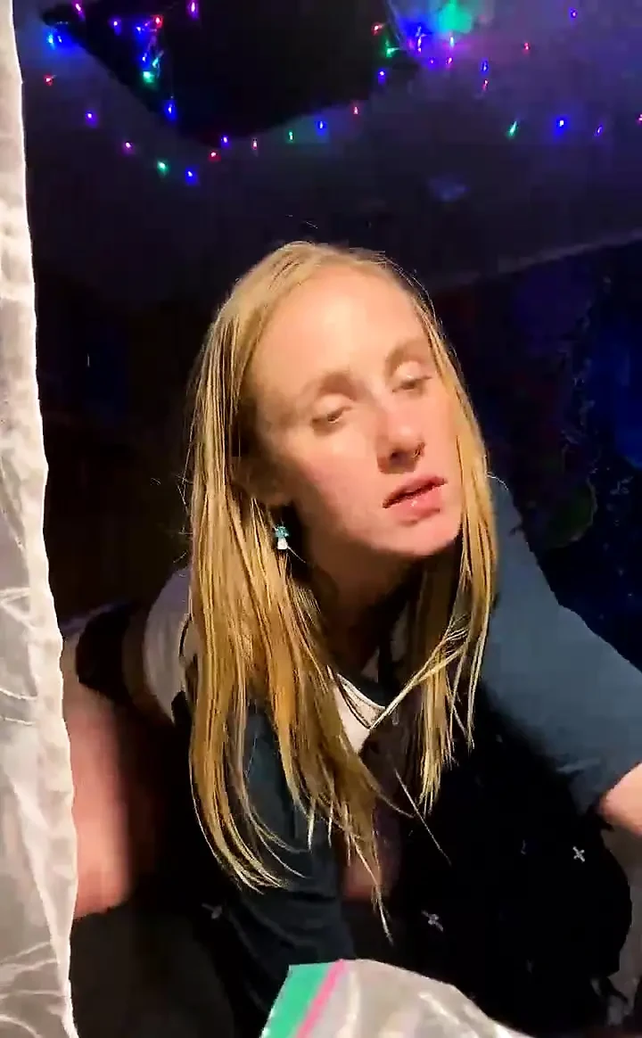 Stream Started Sexting Can Be Fun. Especially When on Video