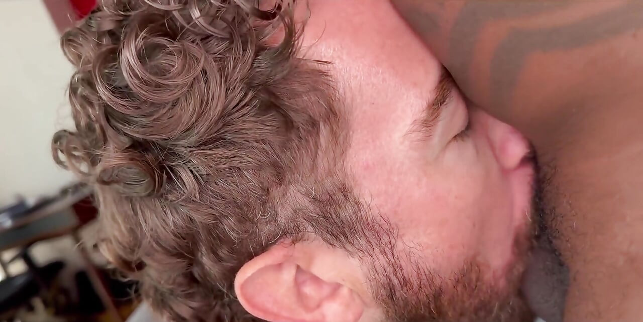 Hung BBC Fucks Furry Hairy White Bottom