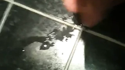 Wixxen und spritzen 2 Auf Fliesen spritzen