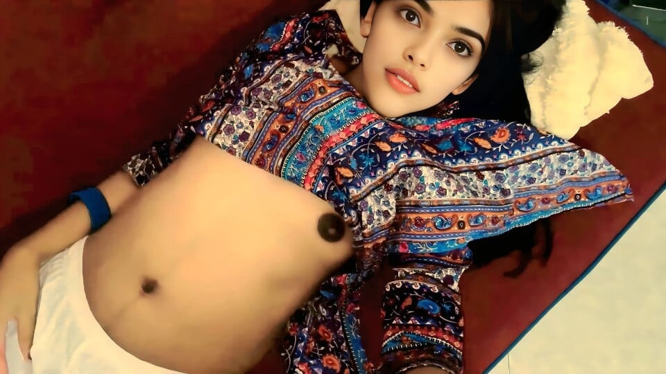 Gadis sekolah desa India ngentot di kelas