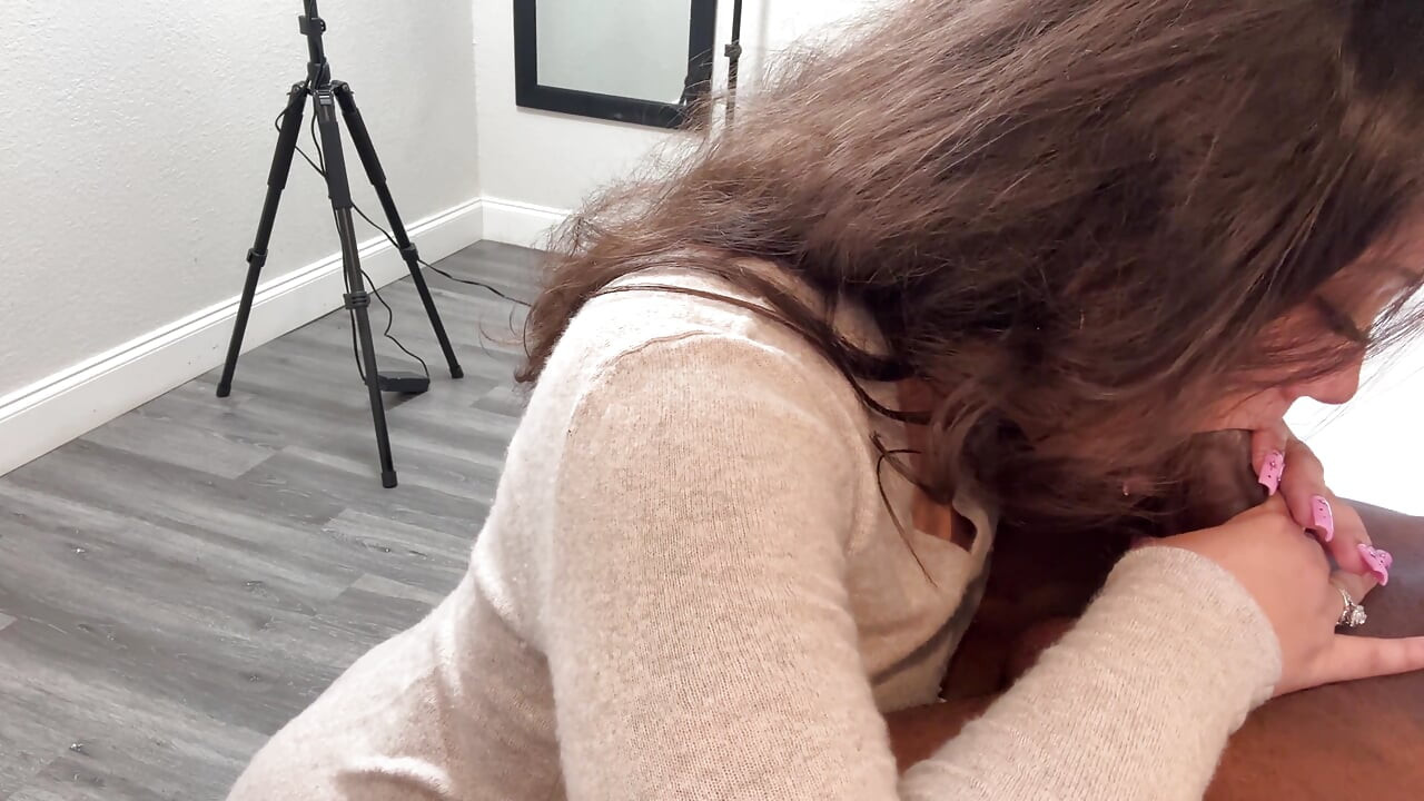Mila James Eagerly Sucking and Fucking