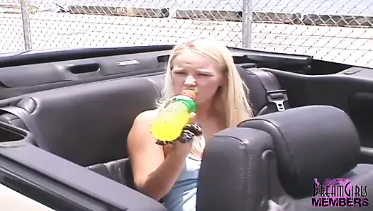 Heiße blondine und nackt in tampa