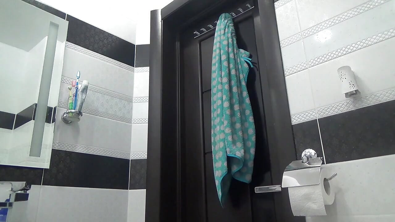 Adam önümde havlu kaybediyor