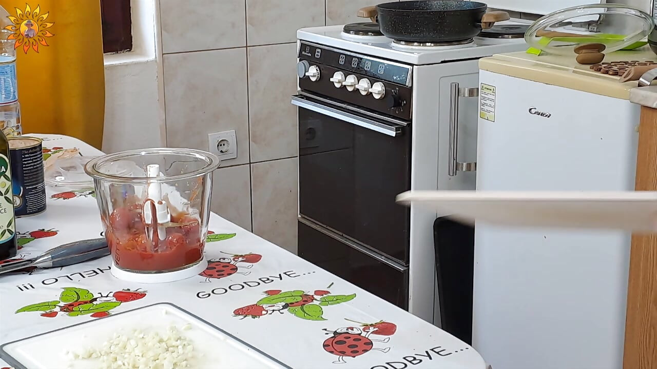 Mila naturiste cuisine la meilleure sauce de viande à poil