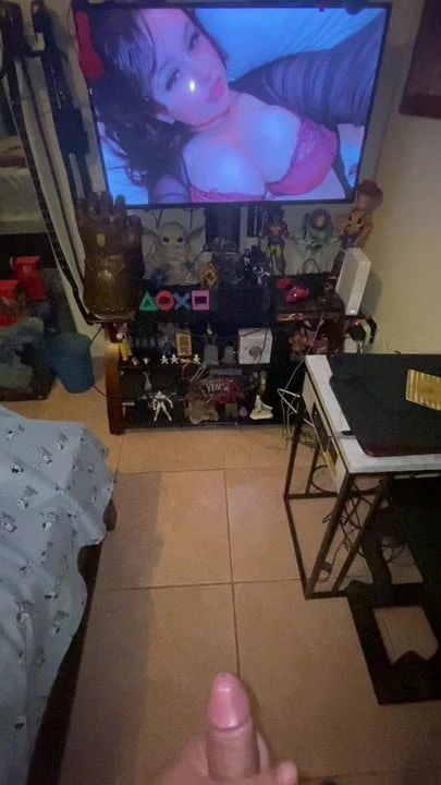 GG Cum tribute requests