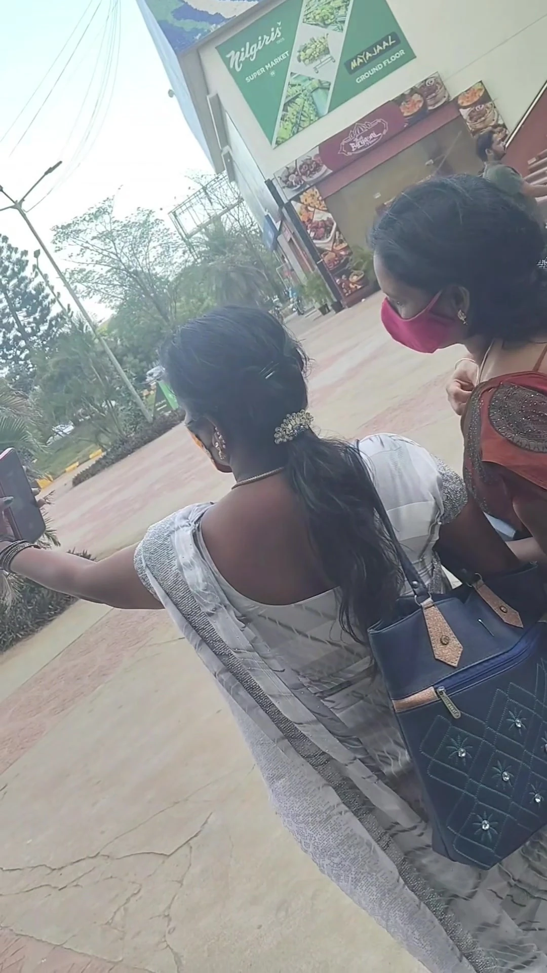 Tamil cinema public boobs part 1, two house wives boobs  sucked in cinema theater