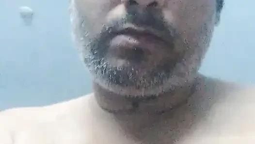 Tam çıplak yarak eğlencesi.. Tamamen Ücretsiz