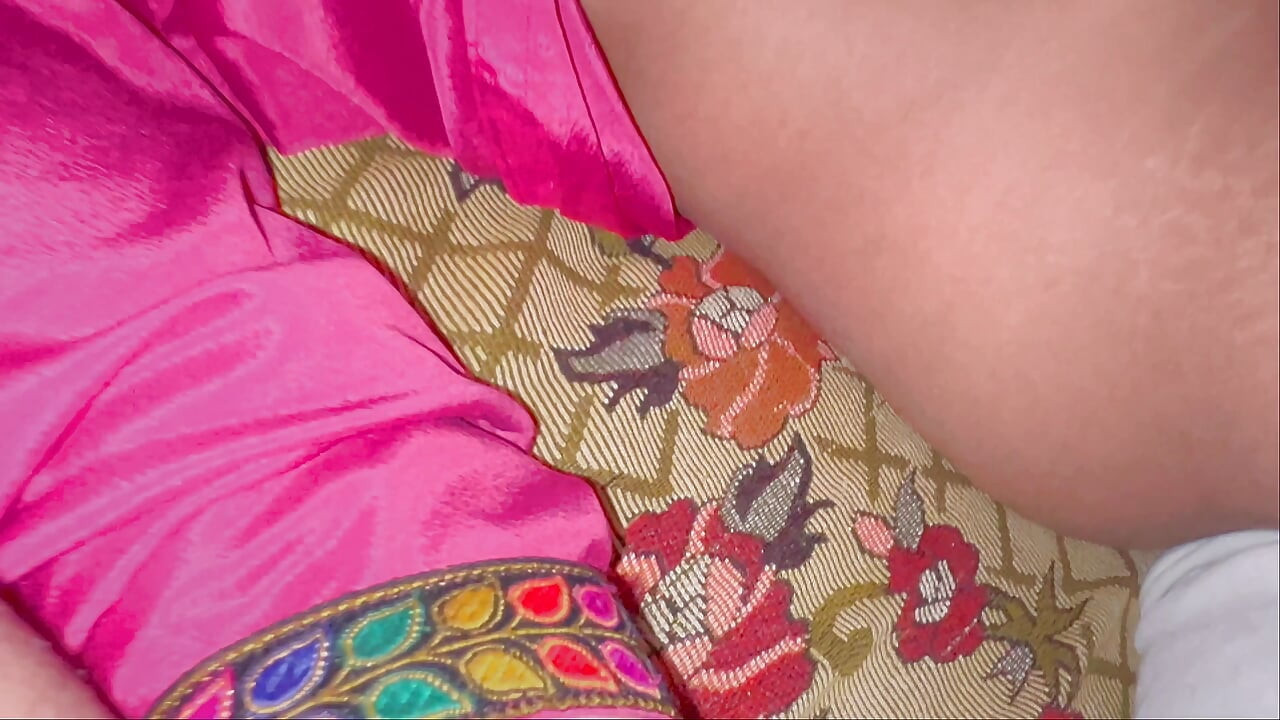 Desi Bhabhi Ki Chudai Hindi Urdu Video