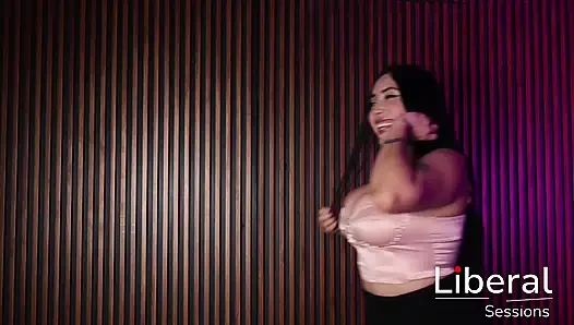 BIG TITS WOMAN GETS FUCKED AND RECORDED BY TWO MEN FOR THE FIRST TIME