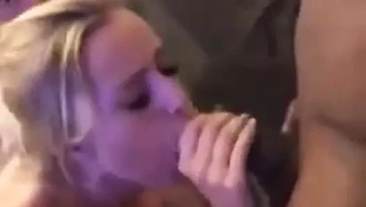 Aldatılan orta yaşlı seksi kadın - aldatan evli kadın
