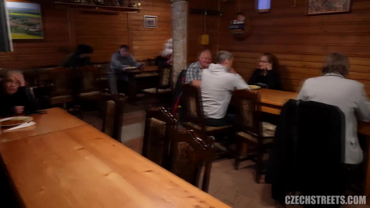 Czech Streets - 圣尼古拉斯群交派对