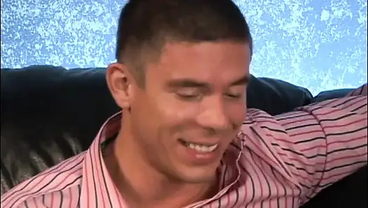 Кукла-блондинка в сексуальную ночь