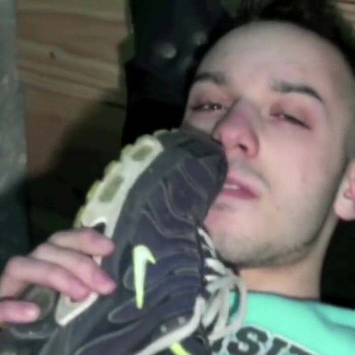 Alex used by the blond top Kameron Frost