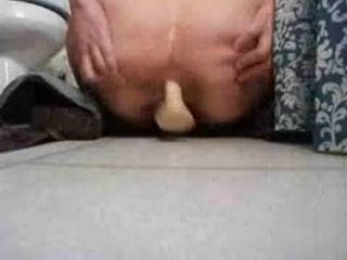 Brinquedo anal maduro na cam
