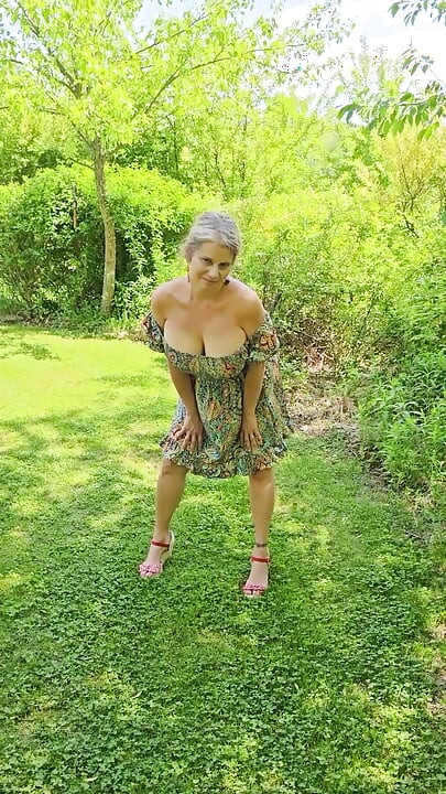 Mommys ONLYFAN BIG TIT Voyeur Wife Compilation Freeview