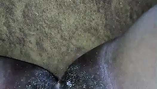 Ngabisin memek sempitku untuk ngentot memek sempitku
