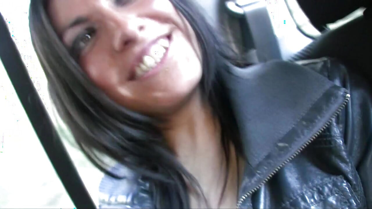 Riding like a professional in the daylight