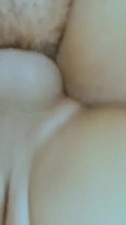 从第一次与继妹啪的热辣高潮 | 短片 1