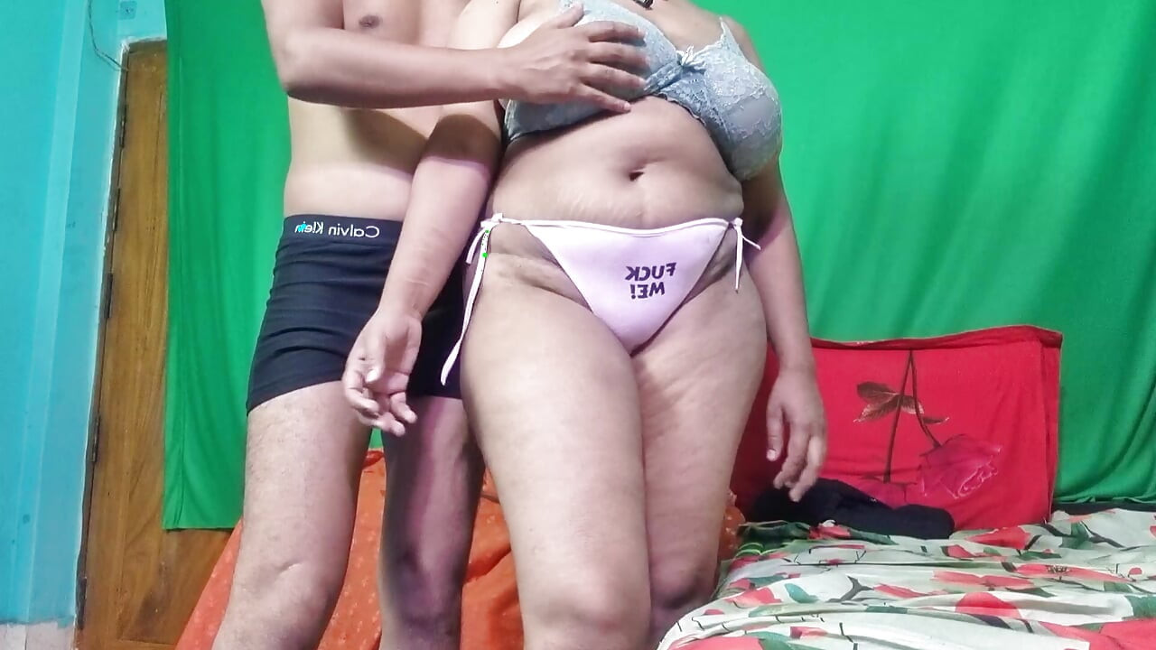 Passionate Night From Bed Ride to Doggy Style Ecstasy