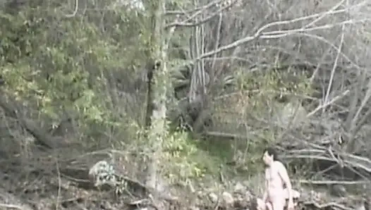 Она французская тинка, которая любит получать сперму на все ее лицо в лесу