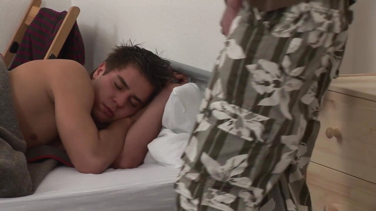 肛交男友 - vol. #69 - （100%肛交...没有避孕套）